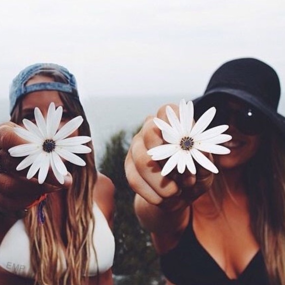 Meet your Posher, Rebecca - Picture 9 of 16